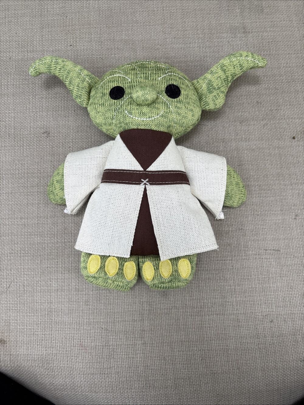 Disney Parks Star Wars Yoda doll 8.5" Galaxy's Edge sock knit Toydarian plush